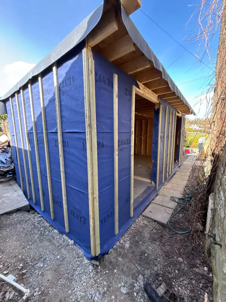 Exterior membrane and battens