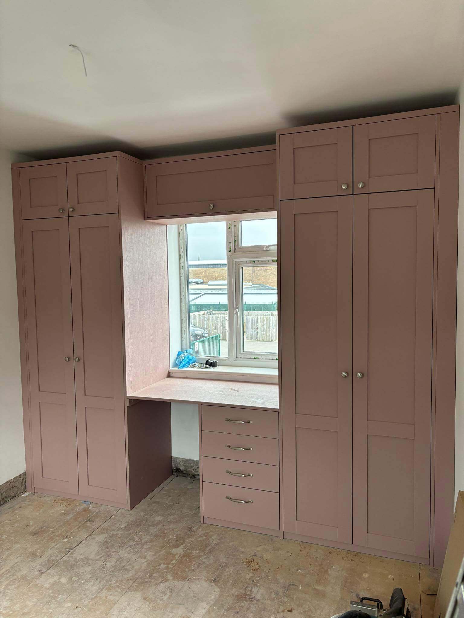 Custom Fitted Wardrobes and Bedroom Storage